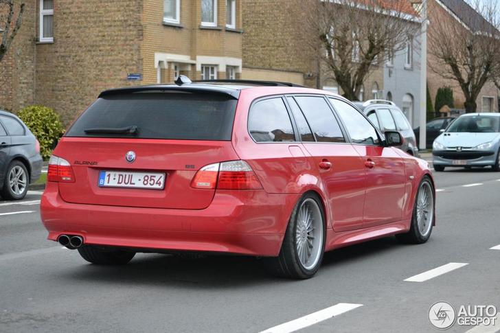 Spicy: Red Alpina B5 Touring