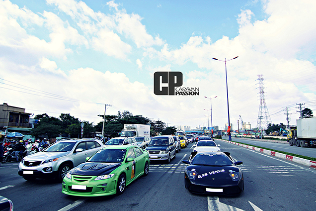 Caravan Passion in Vietnam brings sports cars together