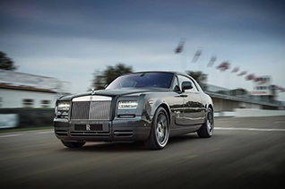 Bespoke Rolls-Royce Phantom Coupé eert Goodwood 